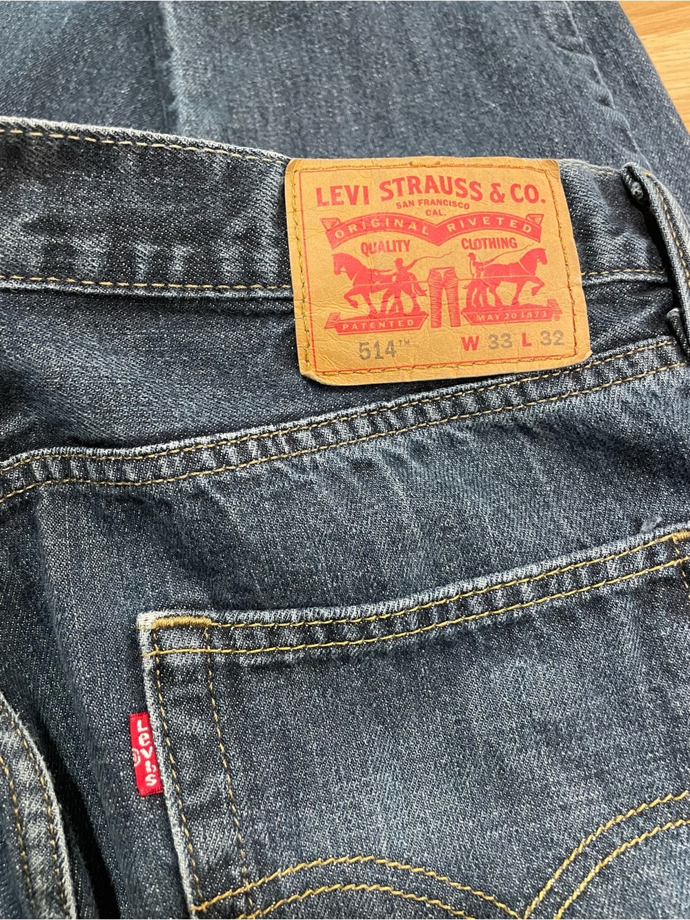 Levi's 514 Slim Straight Men's Jeans in dark blue denim